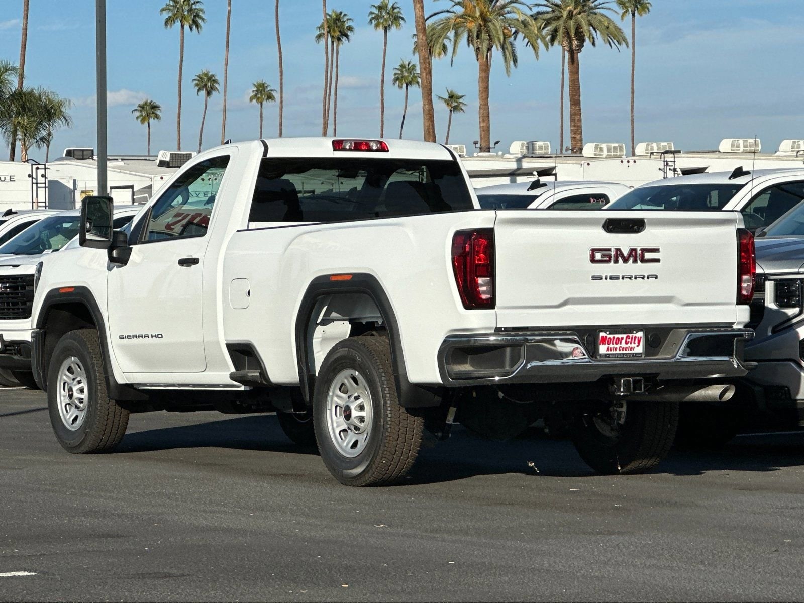 2025 GMC Sierra 2500 HD Pro photo 5