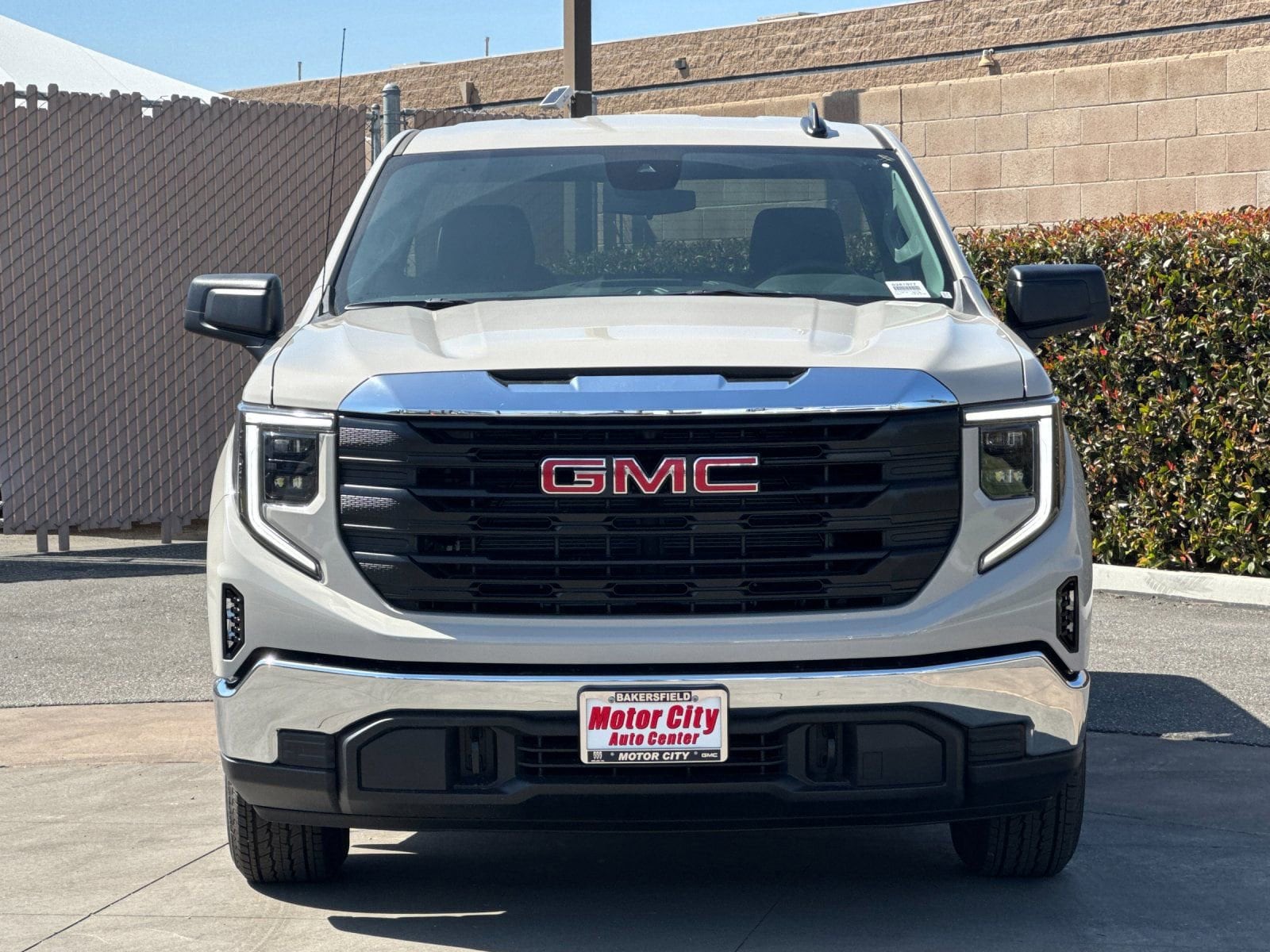 2026 GMC Sierra 1500 Pro photo 3