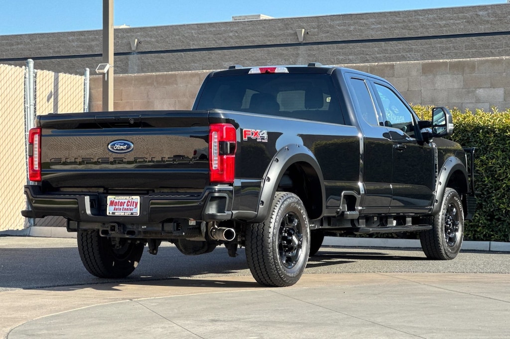 Used 2024 Ford F-250 XLT Truck