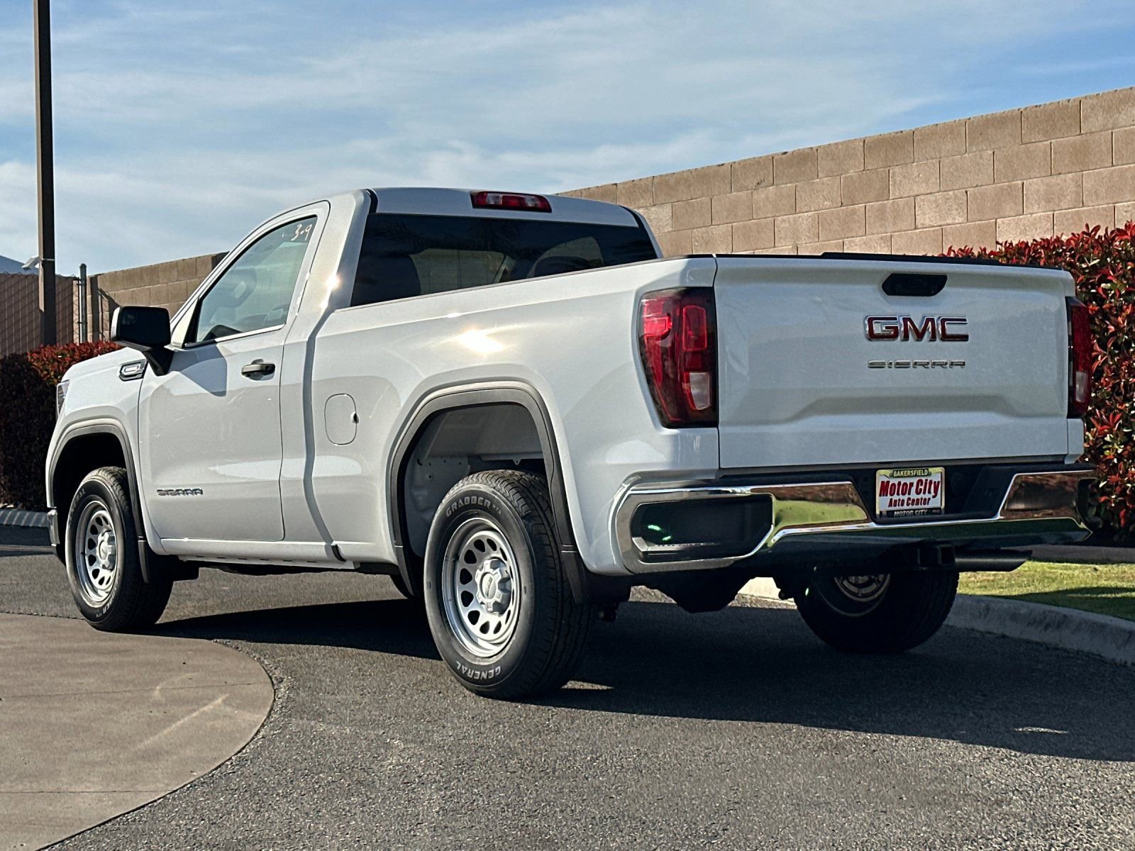 2026 GMC Sierra 1500 Pro photo 4