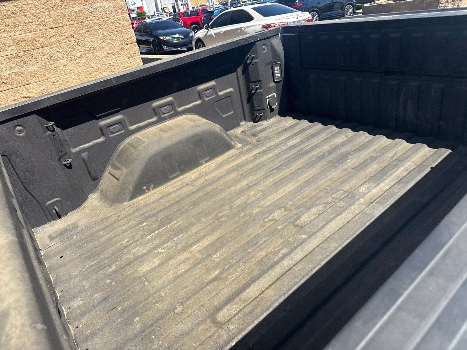 2025 Chevrolet Silverado 1500 LT - Photo 7