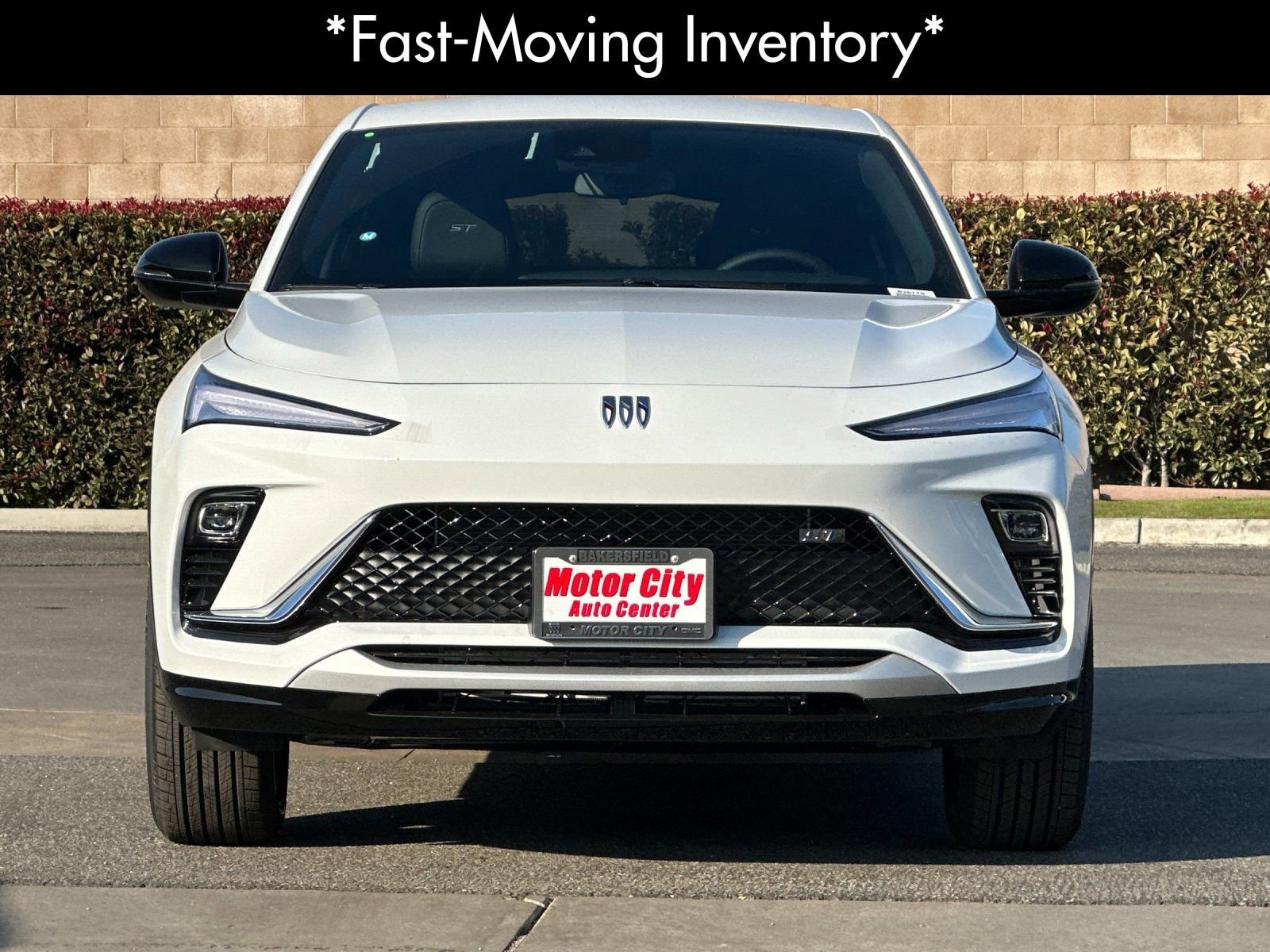 2026 Buick Envista Sport Touring photo 3