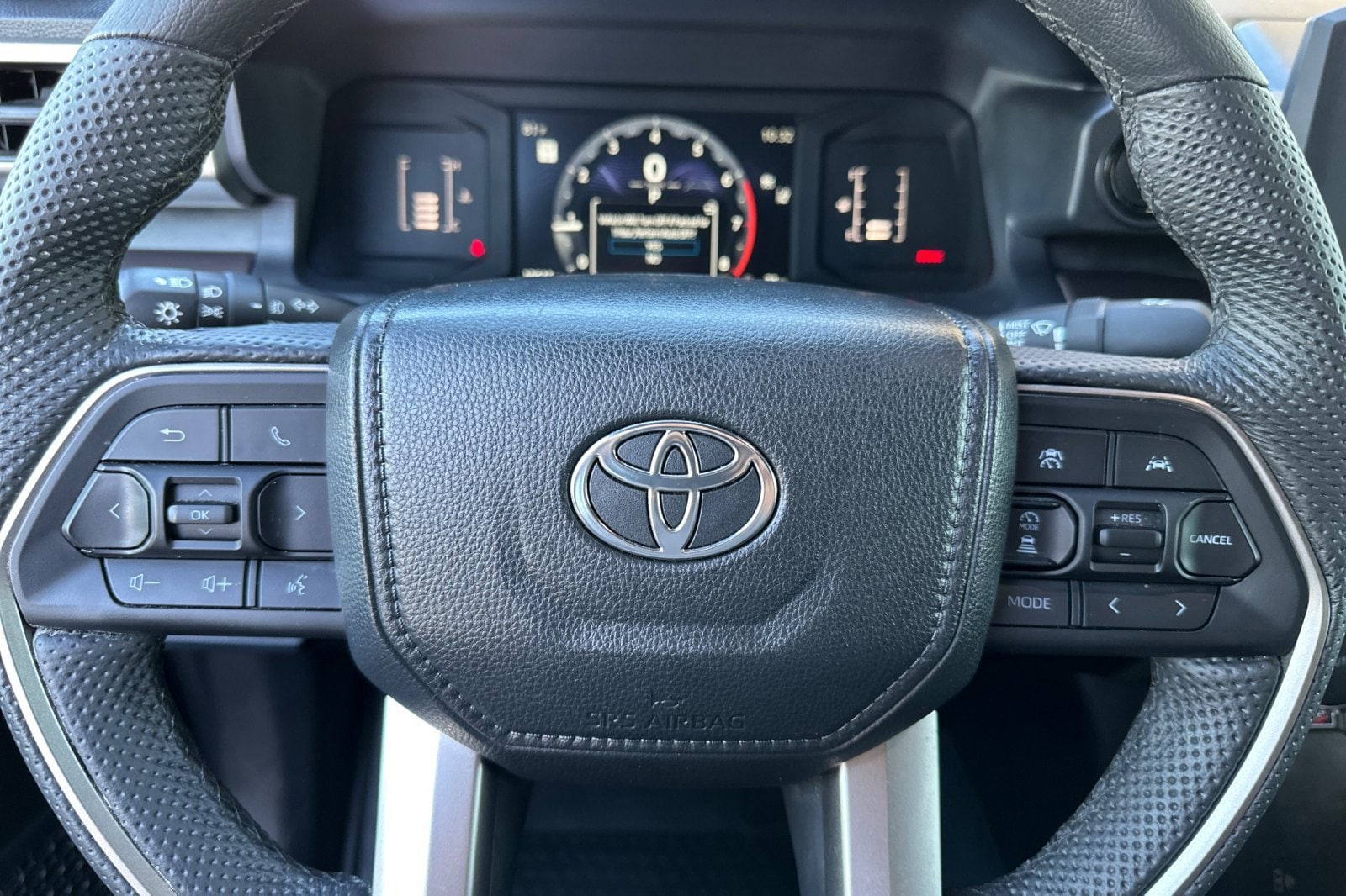 2024 Toyota Tacoma SR5 - Photo 23