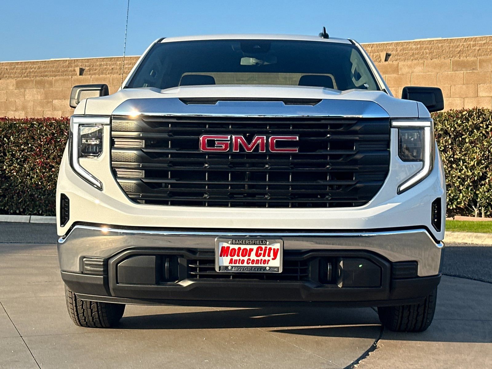 2026 GMC Sierra 1500 Pro photo 3