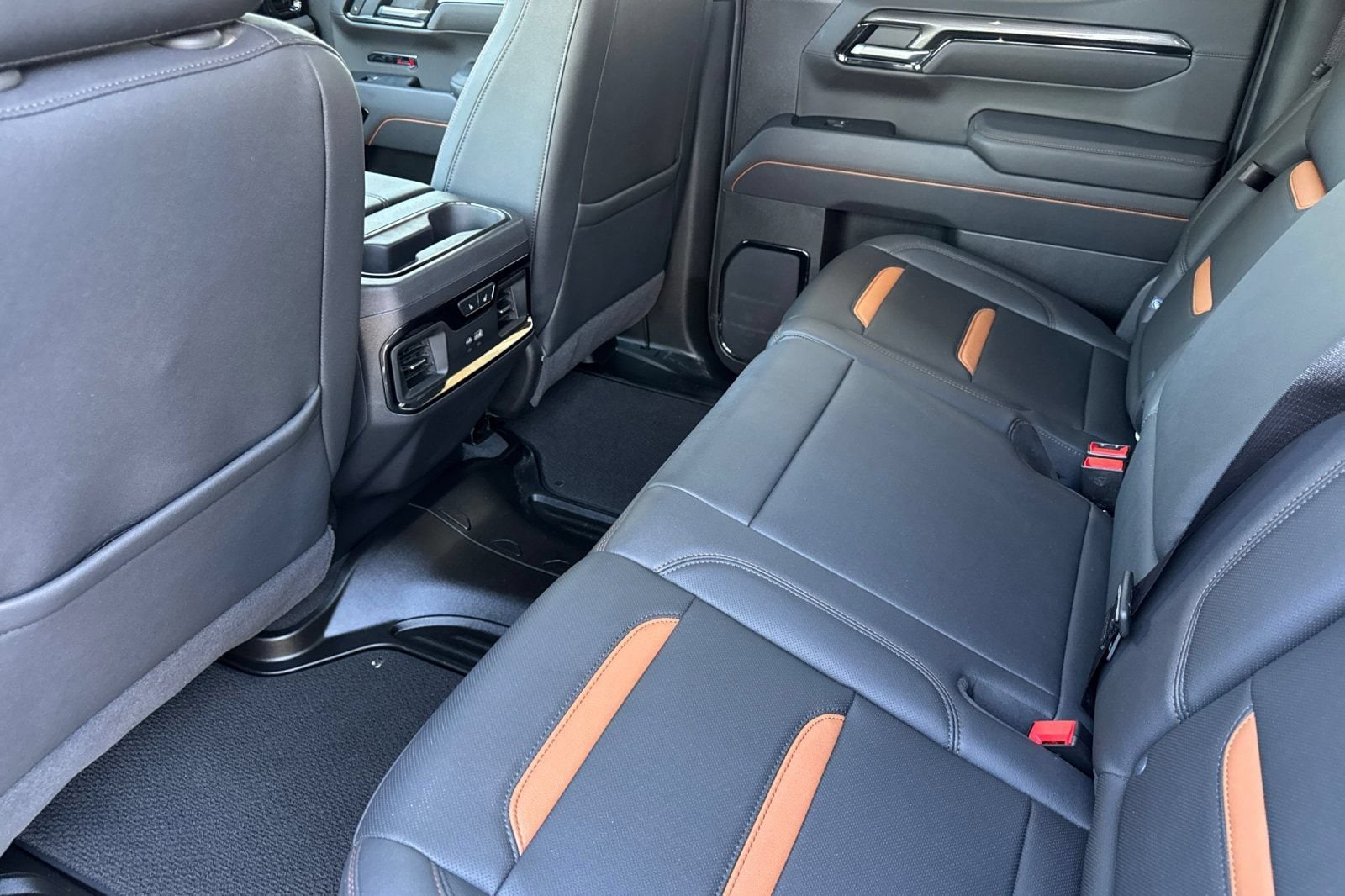 2025 GMC Sierra 1500 AT4 - Photo 13
