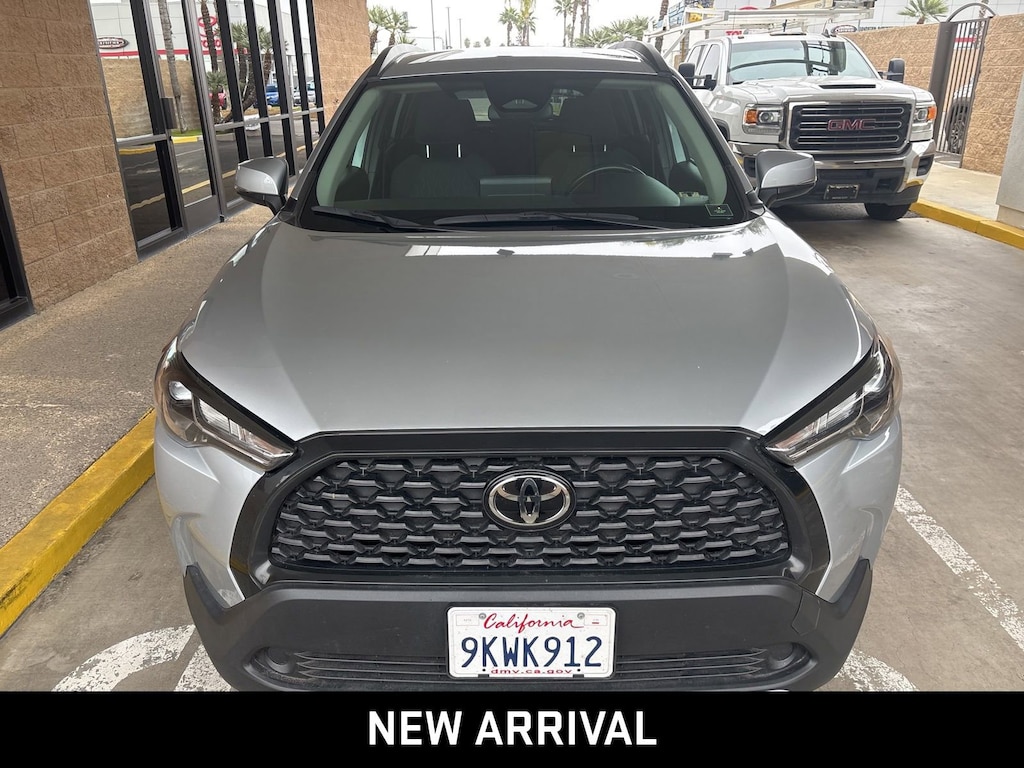 Used 2024 Toyota Corolla Cross LE SUV
