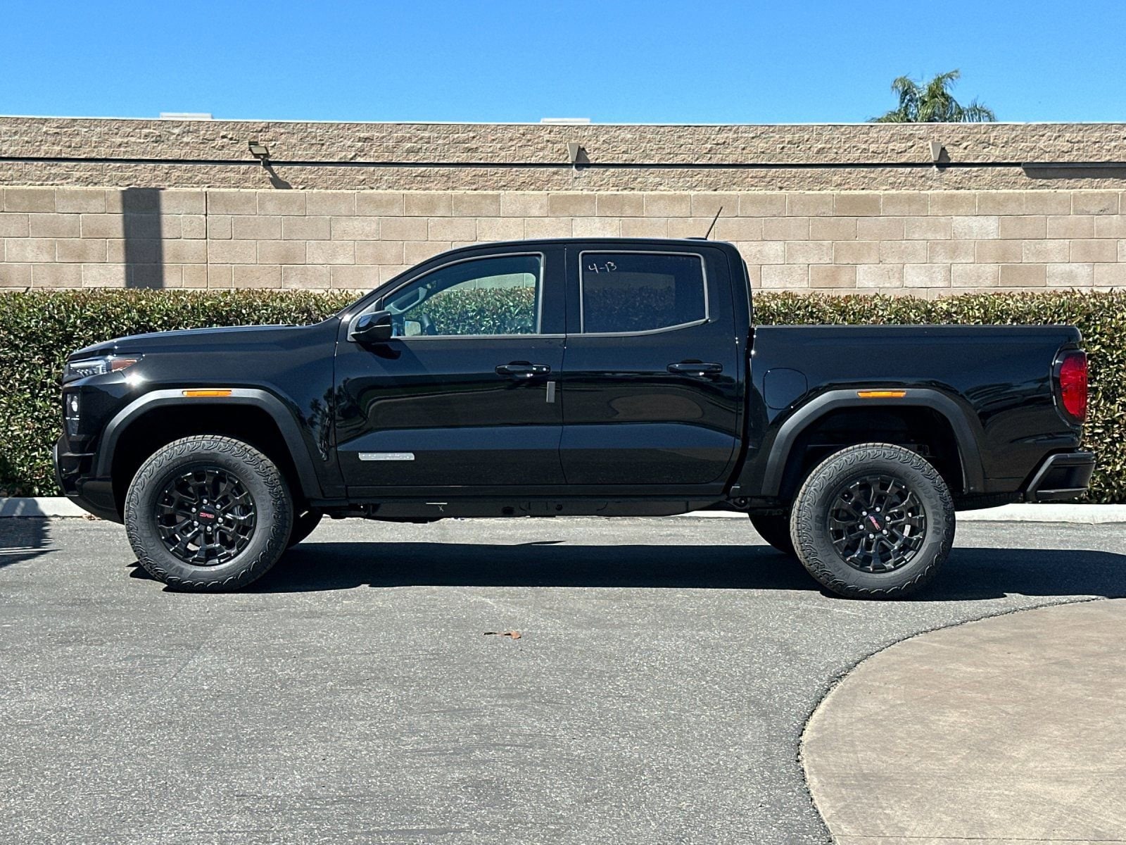 2026 GMC Canyon Elevation photo 5