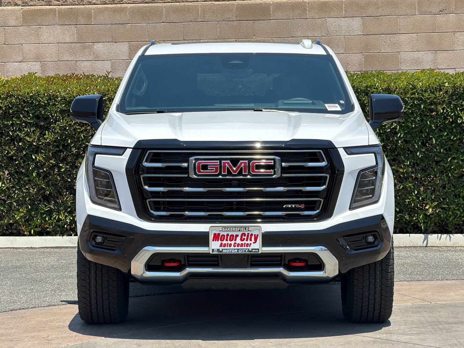 2026 GMC Yukon XL AT4 - Photo 8