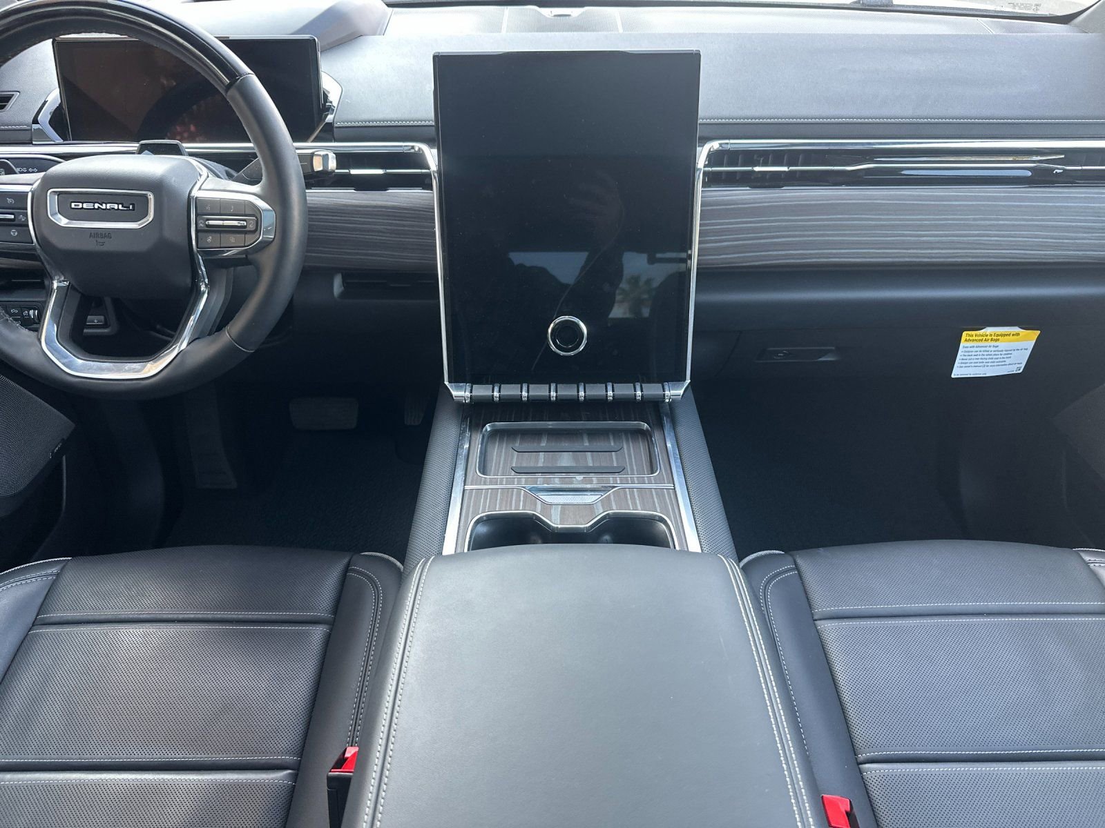 2025 GMC Sierra EV Denali - Photo 12