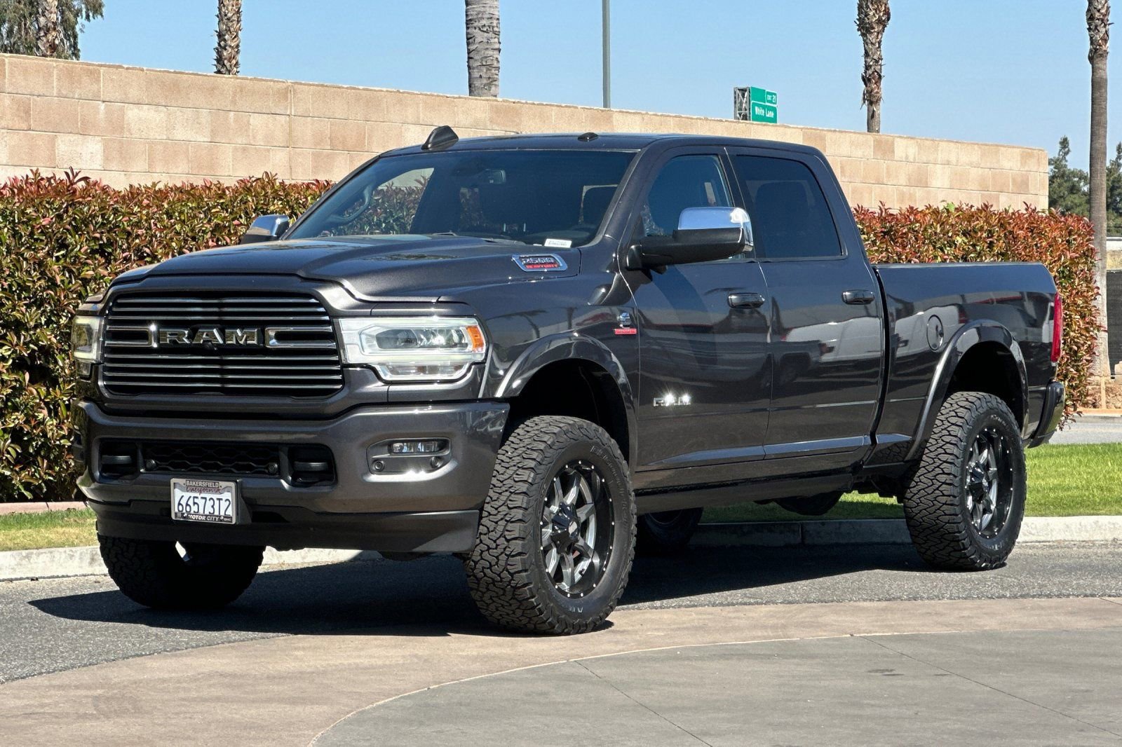 2019 Ram 2500 Laramie photo 3