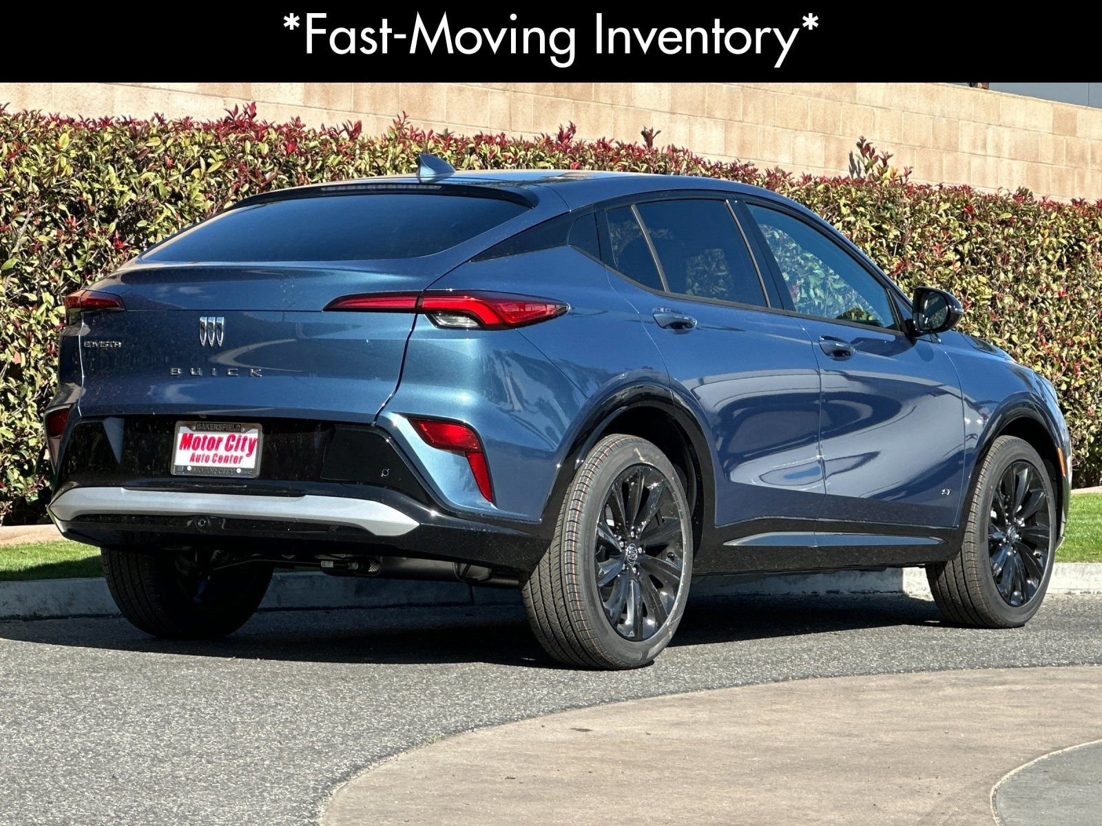 2026 Buick Envista Sport Touring photo 2