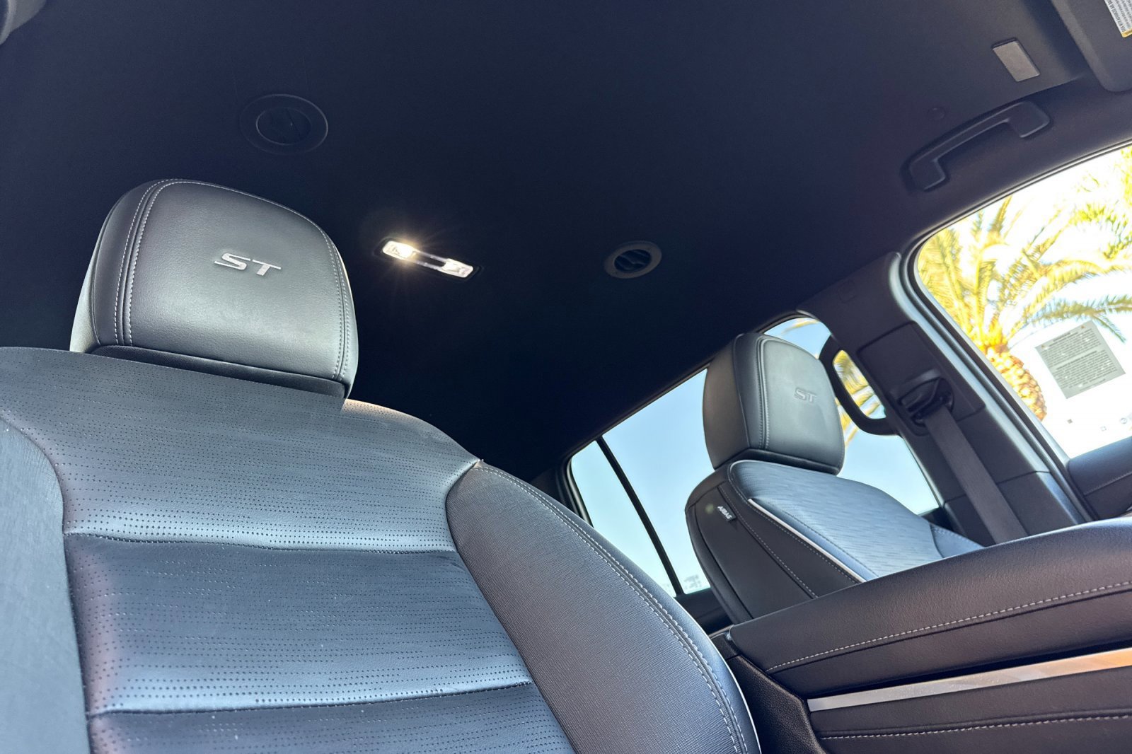 2025 Buick Enclave Sport Touring - Photo 19