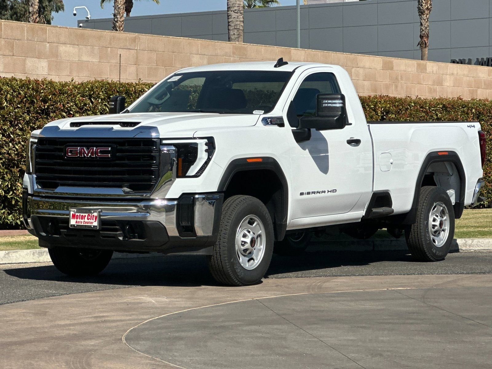 2025 GMC Sierra 2500 HD Pro photo 3
