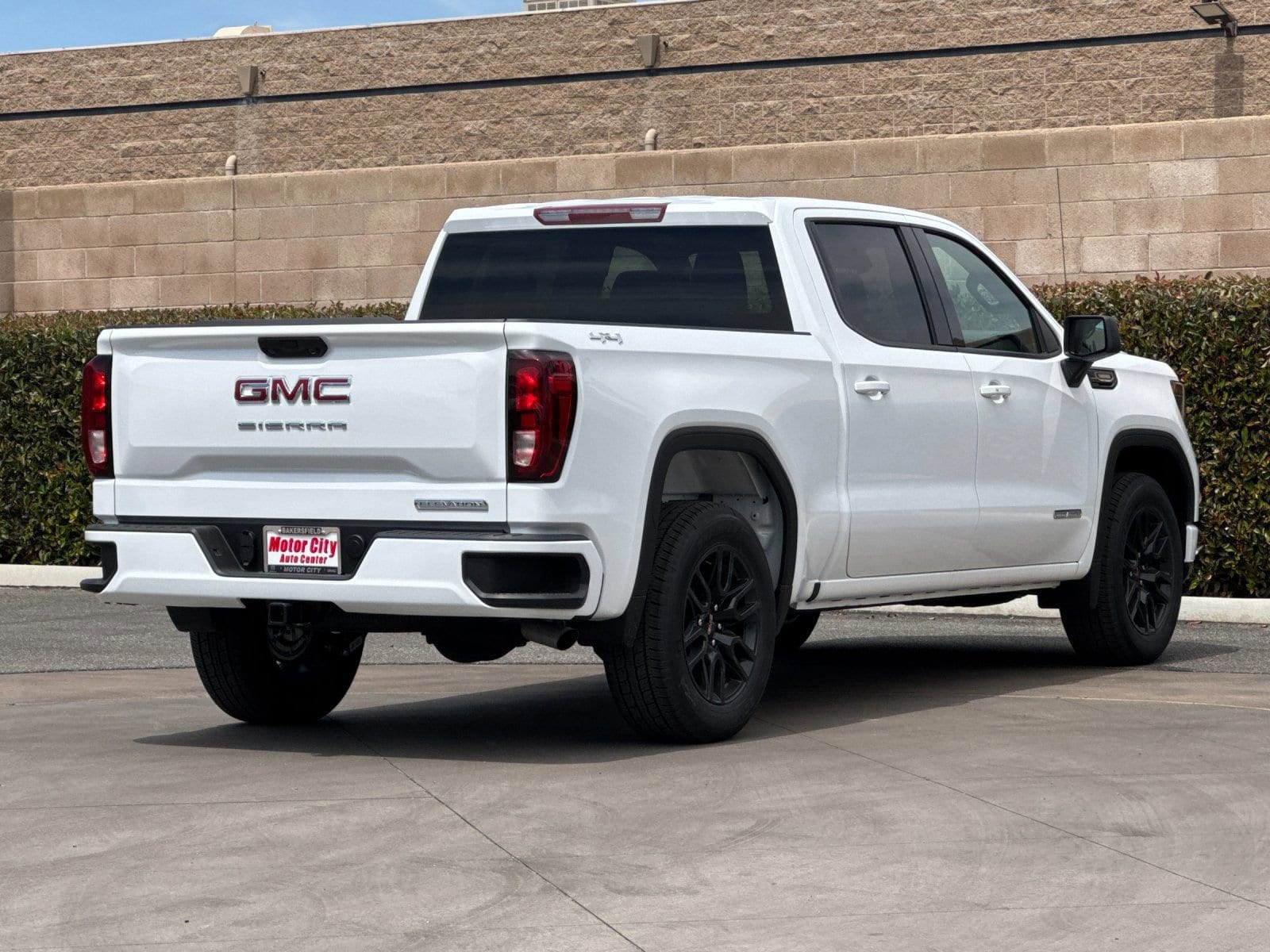 2026 GMC Sierra 1500 Elevation photo 2