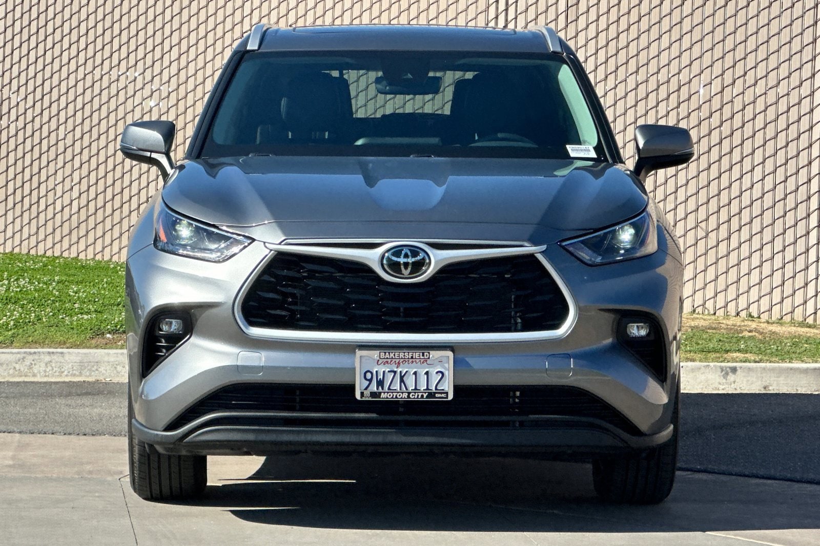 2026 Toyota Highlander XLE - Photo 9