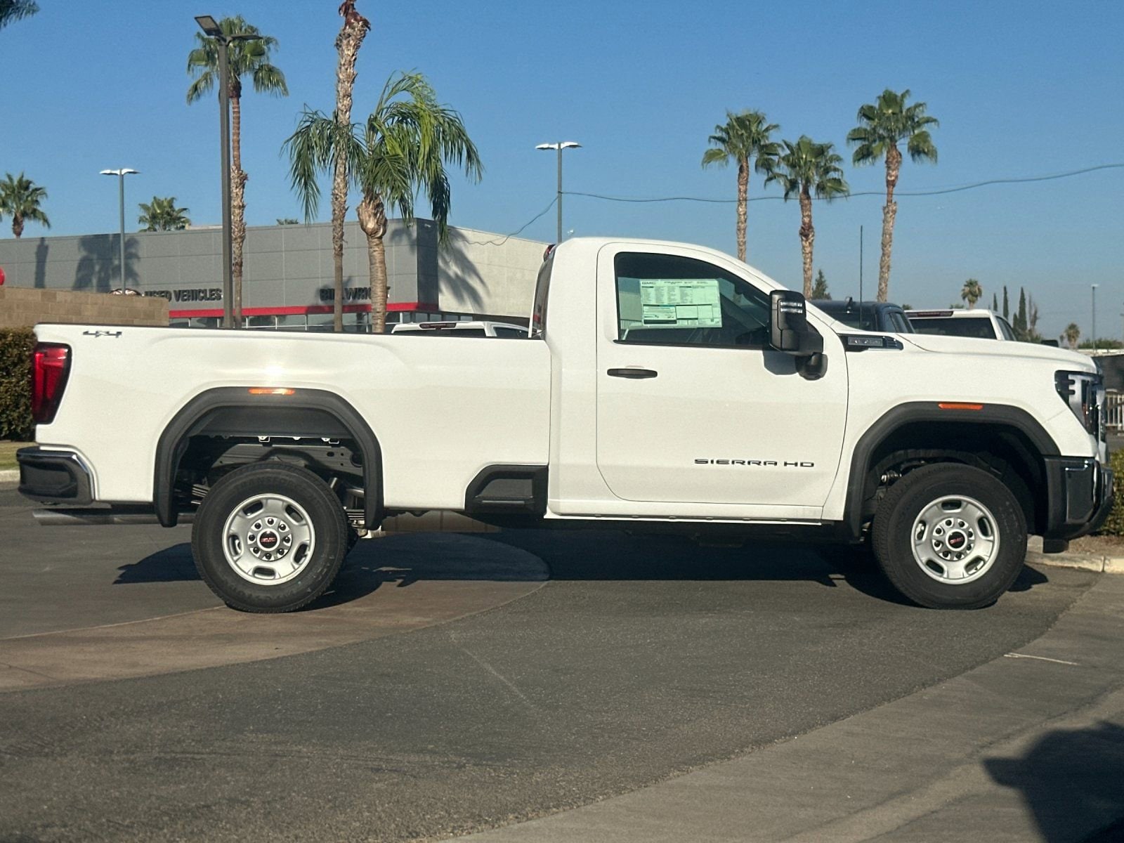 2025 GMC Sierra 2500 HD Pro photo 2