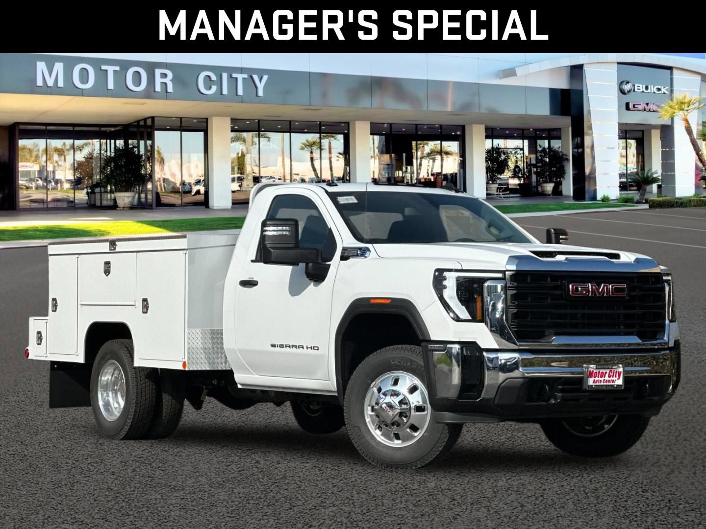 2025 GMC Sierra 2WD Regular Cab Long Box DRW Pro's photo