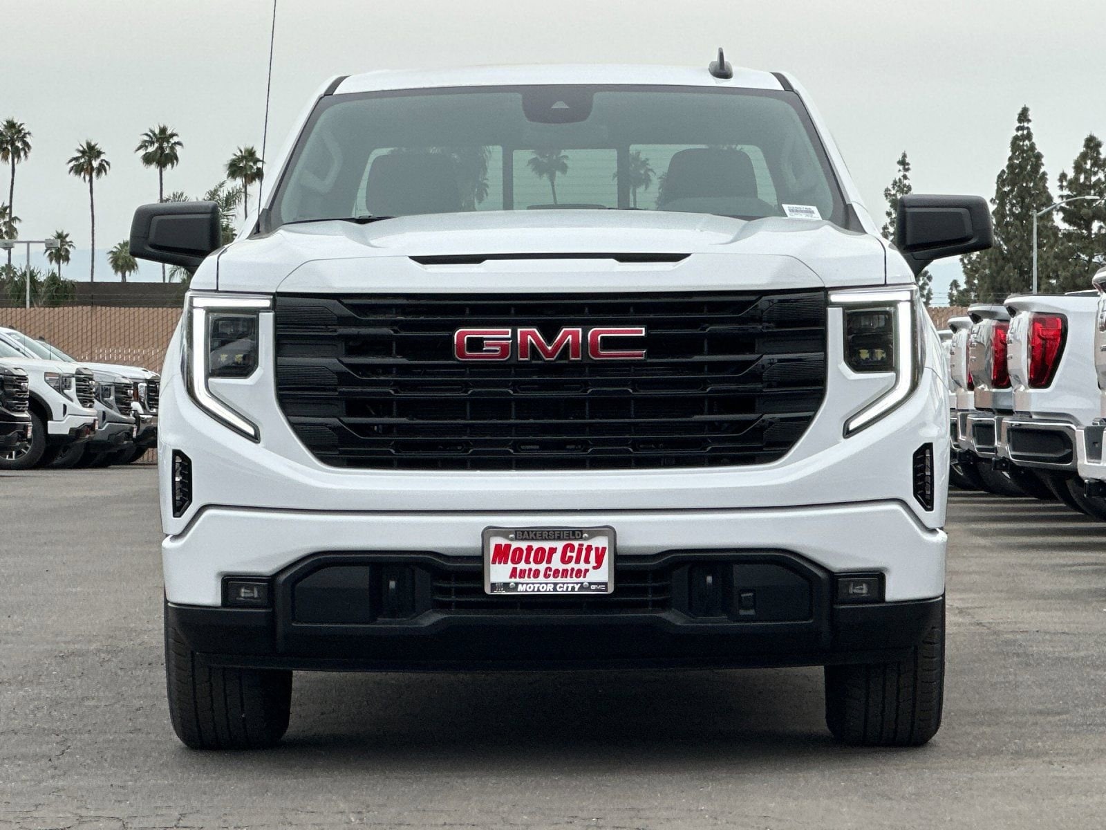 2026 GMC Sierra 1500 Elevation photo 3