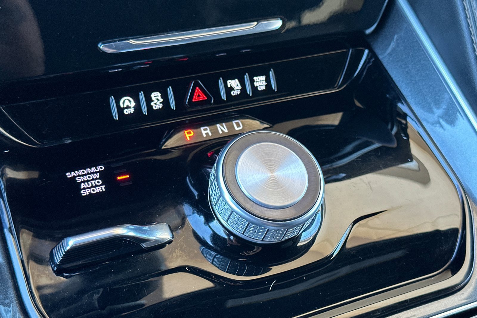 2022 Jeep Wagoneer Series I - Photo 23