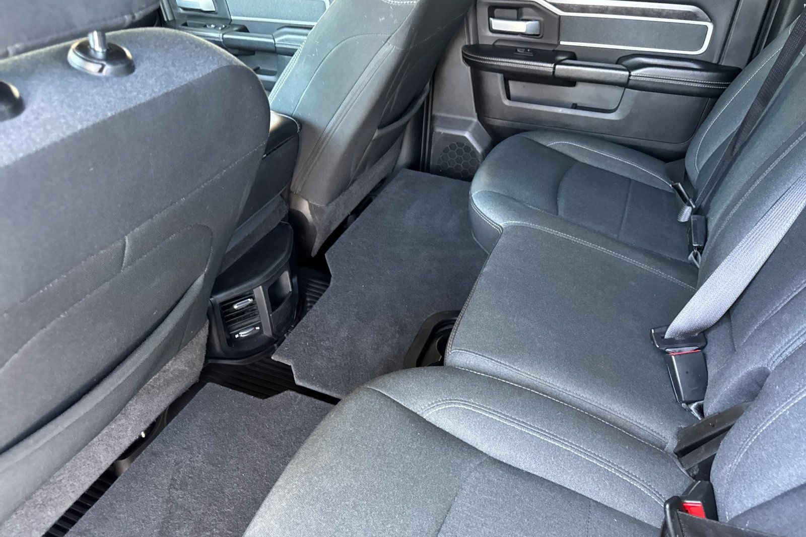 2021 RAM Ram 2500 Pickup Big Horn - Photo 13