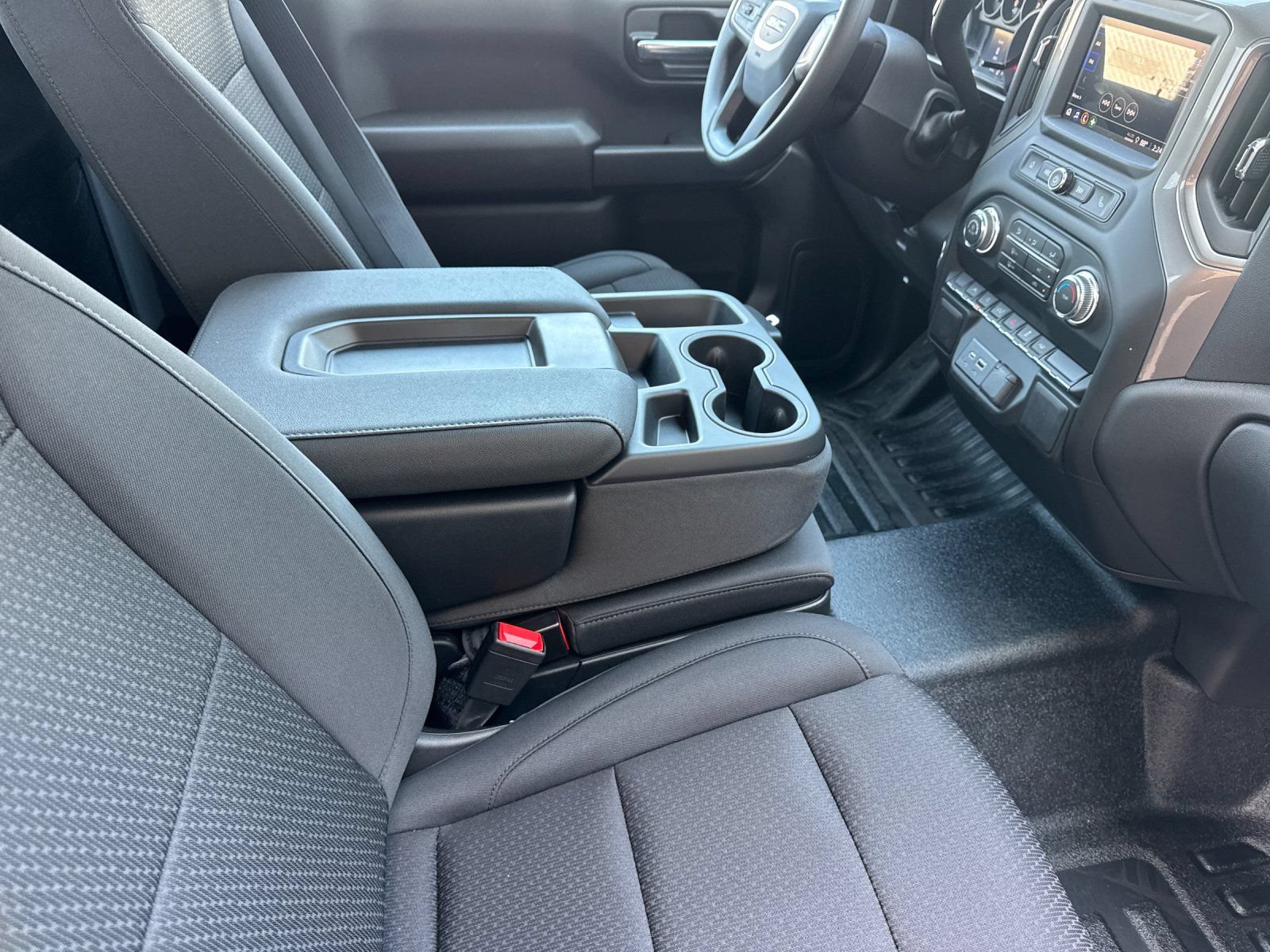 2026 GMC Sierra 1500 Pro - Photo 13