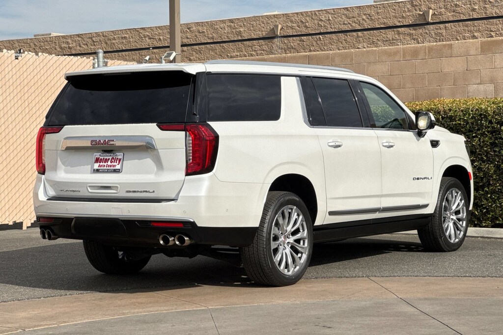 Used 2024 GMC Yukon XL Denali SUV