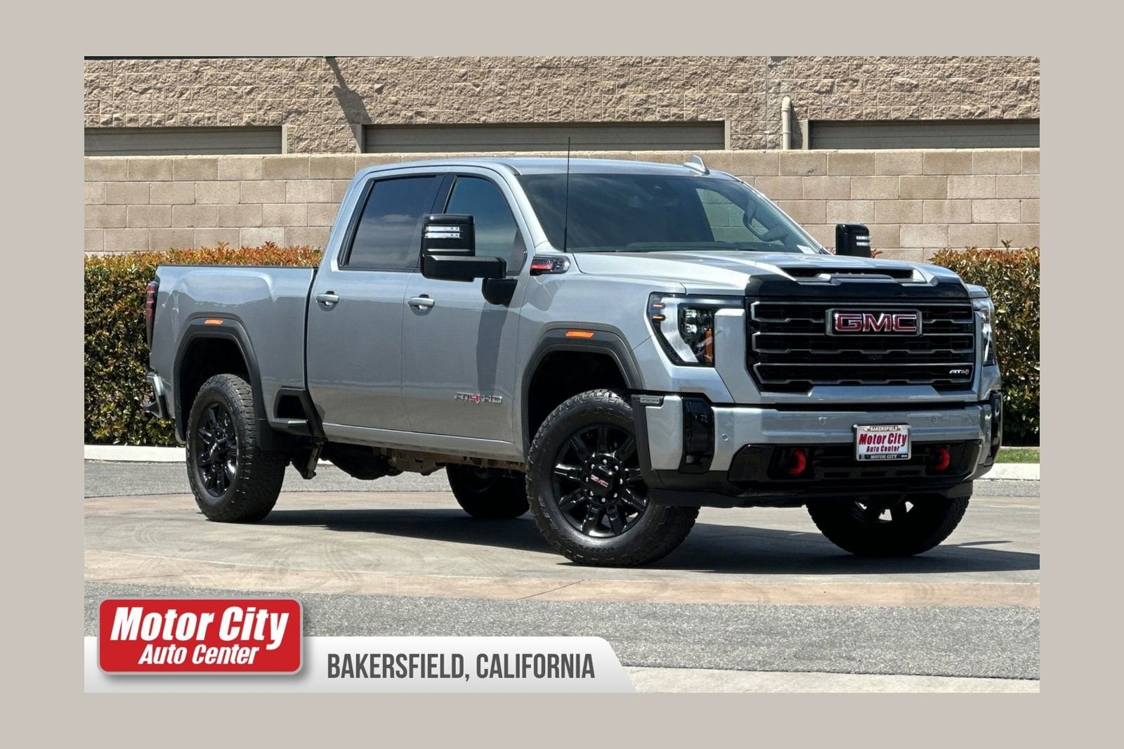 2025 GMC Sierra 4WD Crew Cab Standard Box AT4's photo