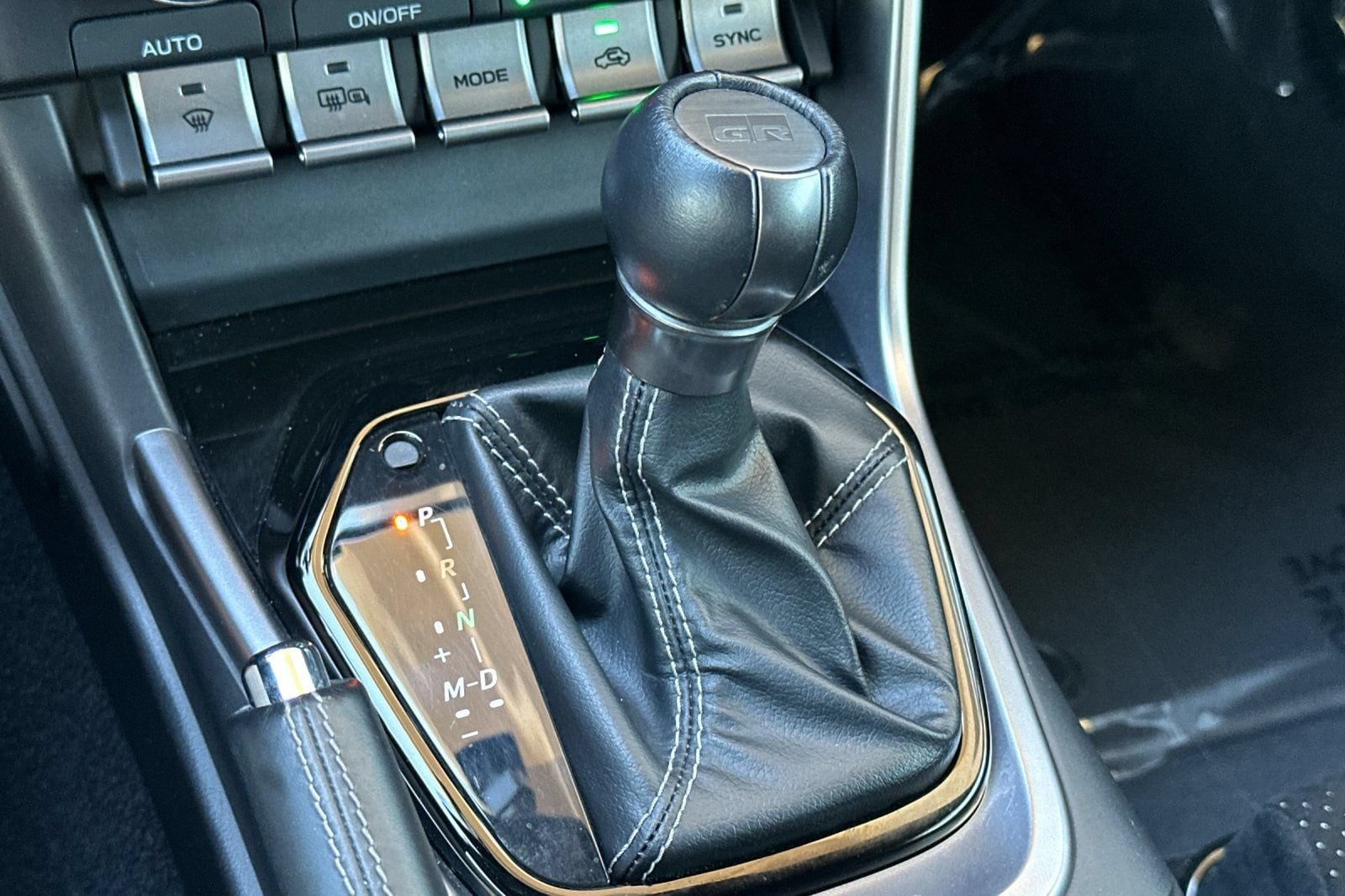 2024 Toyota GR86 Premium - Photo 19