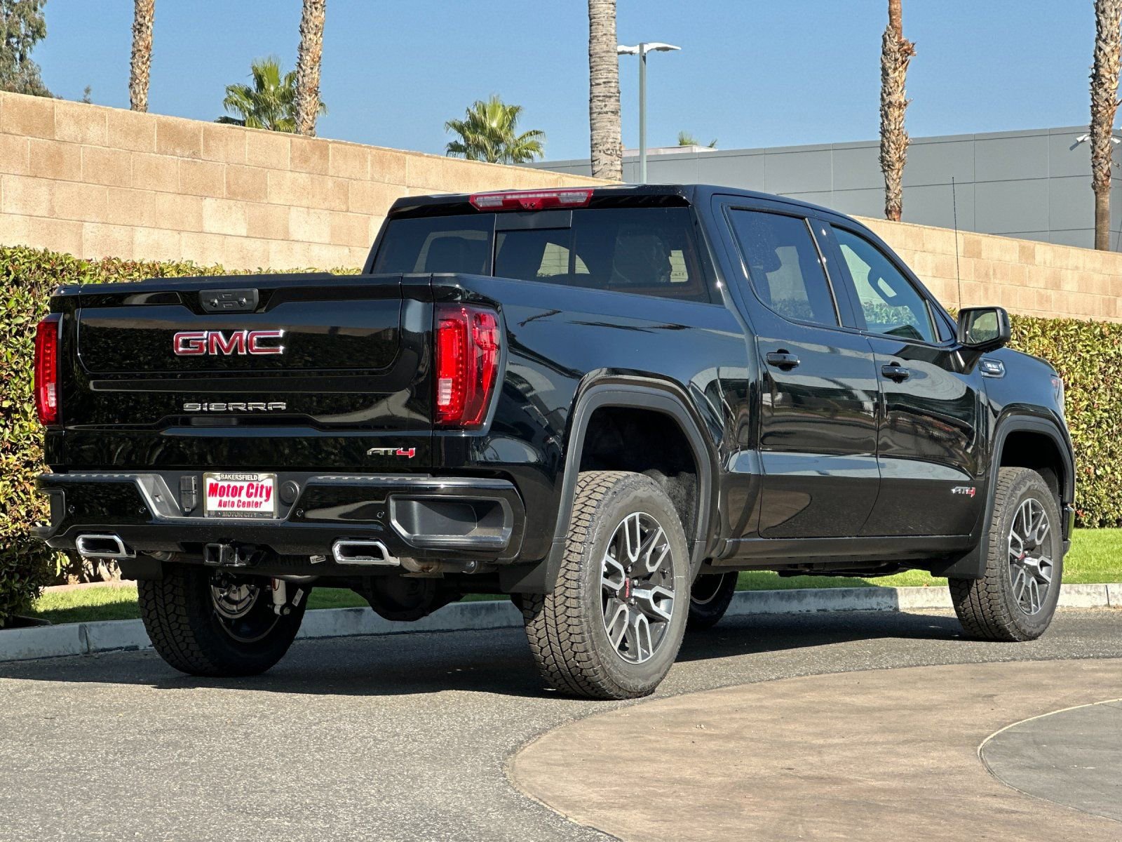 2026 Gmc Sierra 1500 AT4 photo 4
