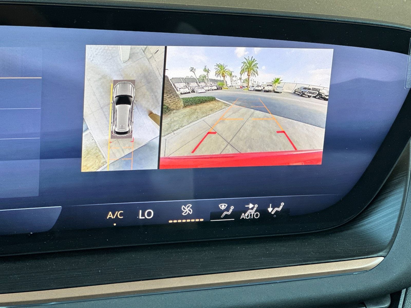 2025 Buick Envision Sport Touring - Photo 18