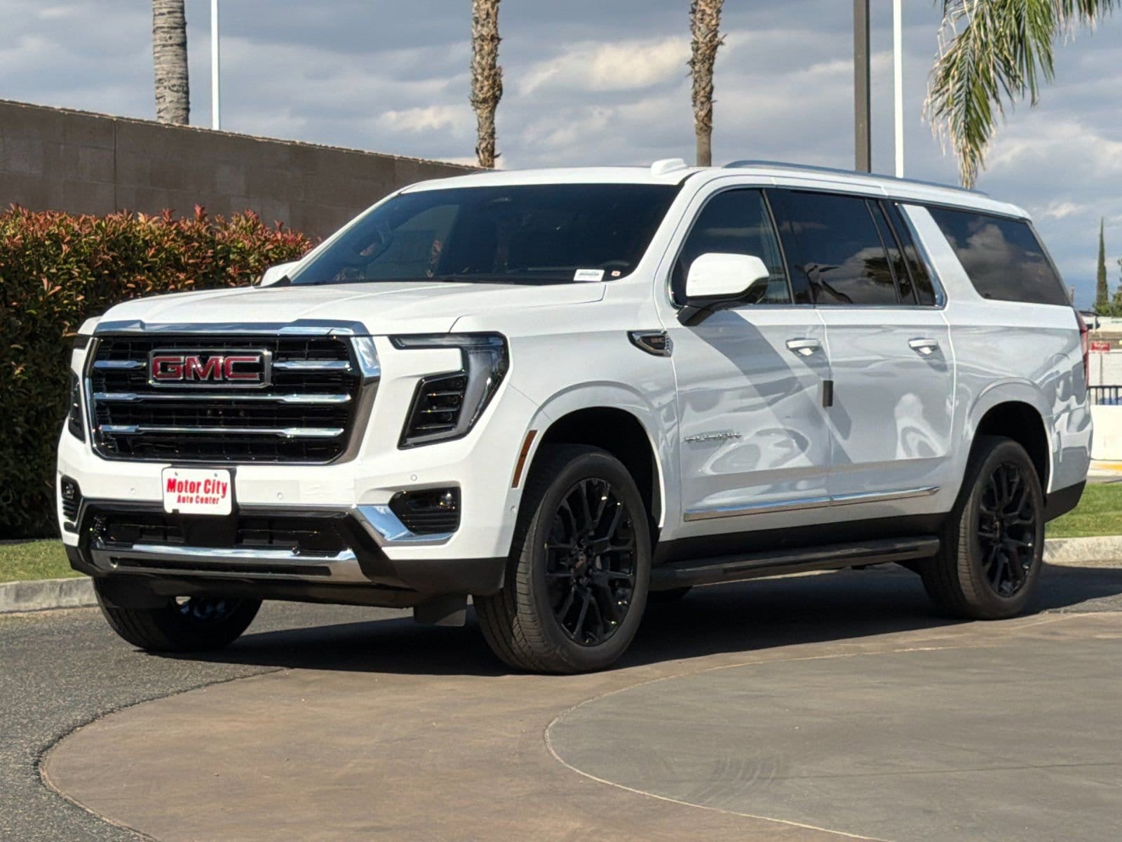 2026 GMC Yukon XL Elevation - Photo 7