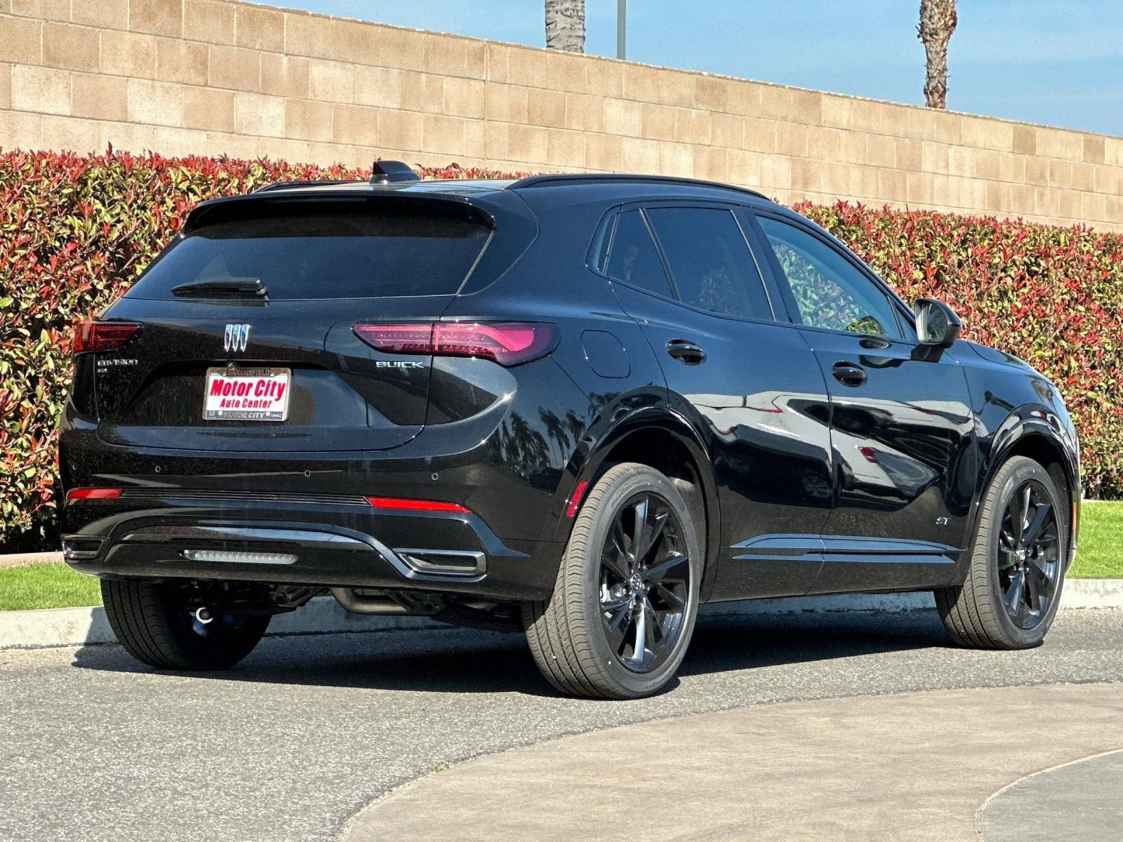 2026 Buick Envision Sport Touring photo 2