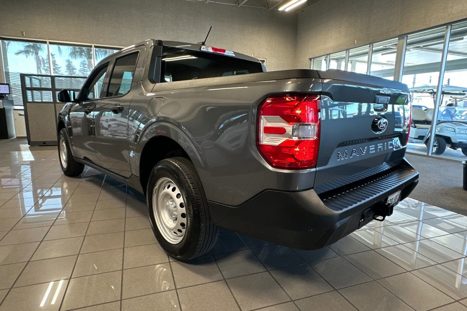 2025 Ford Maverick XL photo 5