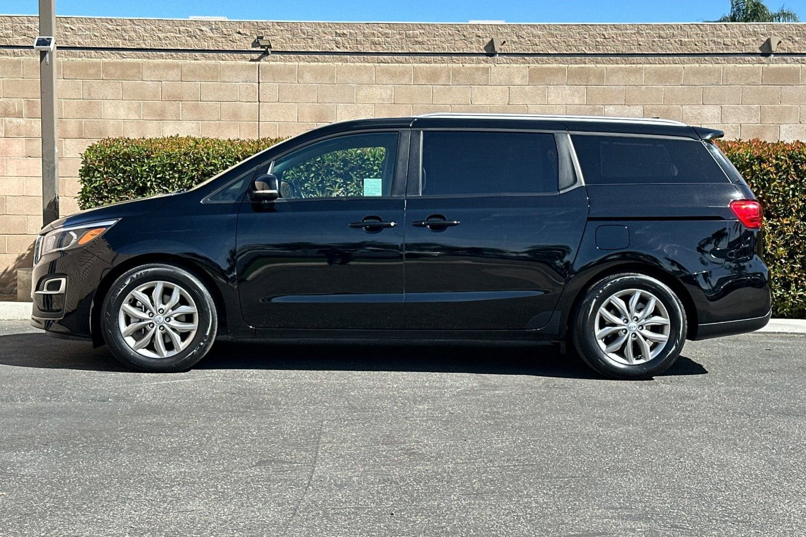 2021 Kia Sedona EX photo 6