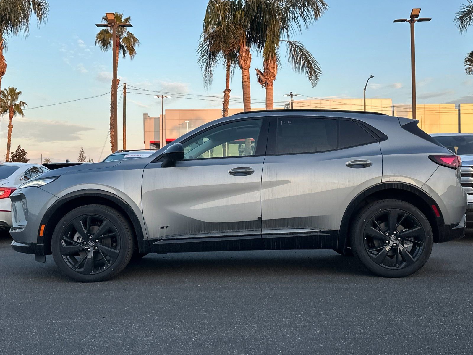 2026 Buick Envision Sport Touring photo 5