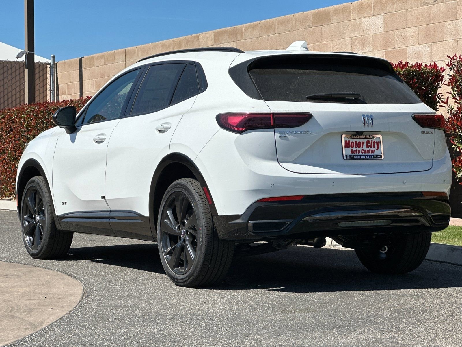 2026 Buick Envision Sport Touring photo 4