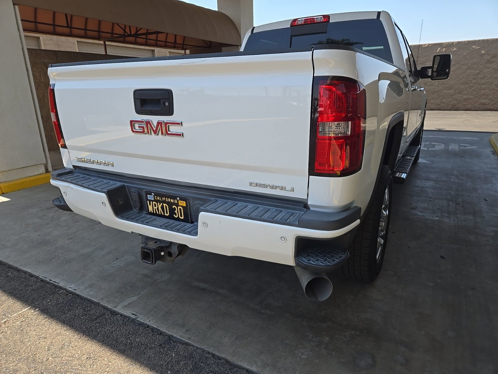 2016 Gmc Sierra 2500 HD Denali photo 4