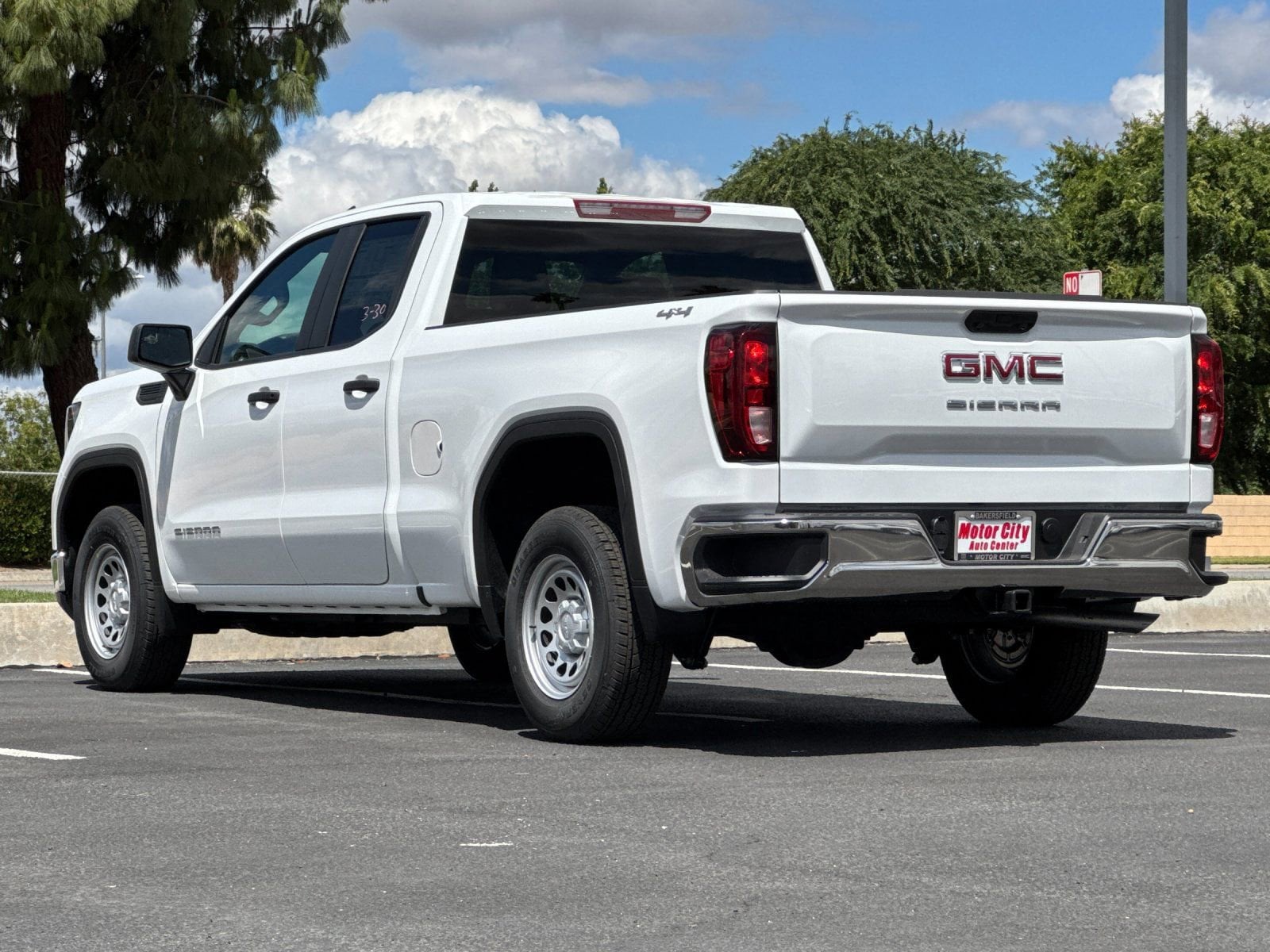 2026 GMC Sierra 1500 Pro photo 4