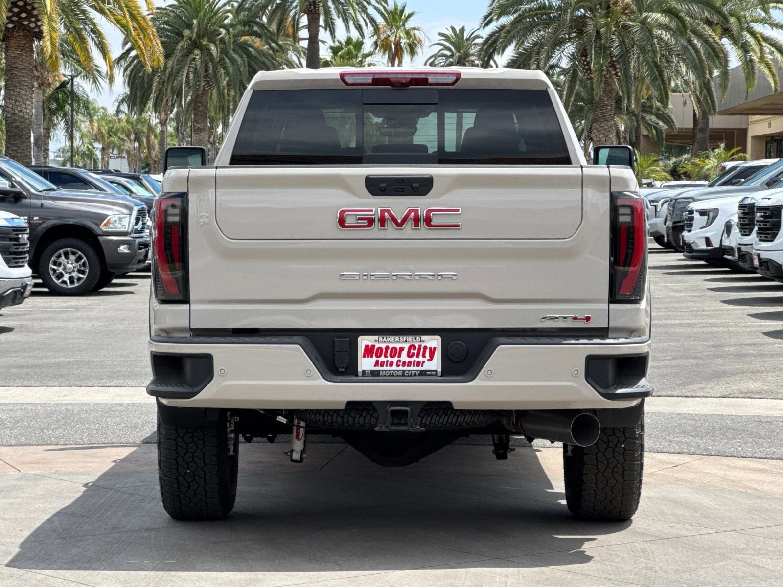 2026 GMC Sierra 2500HD AT4 - Photo 4