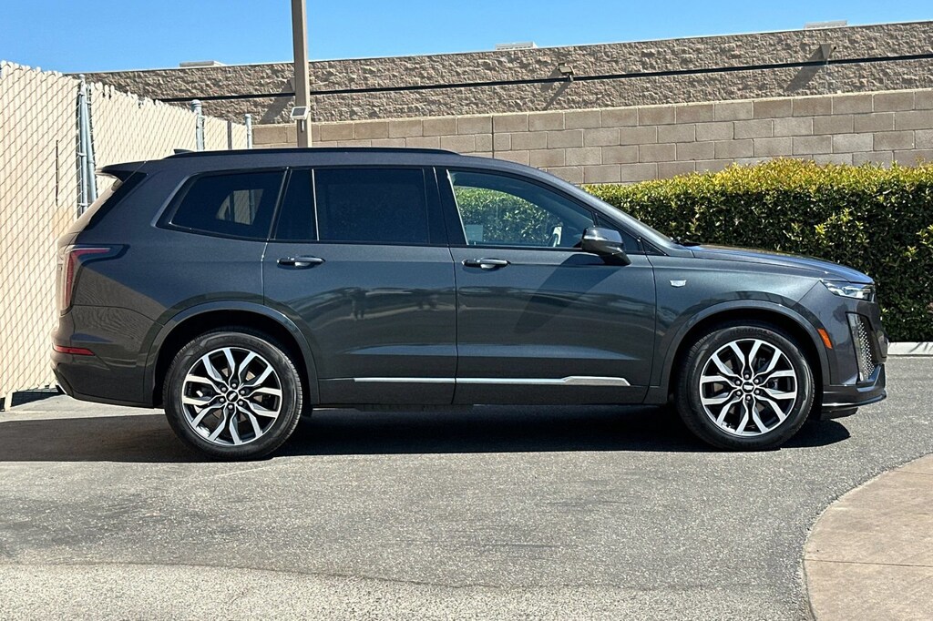 Used 2021 CADILLAC XT6 Sport SUV