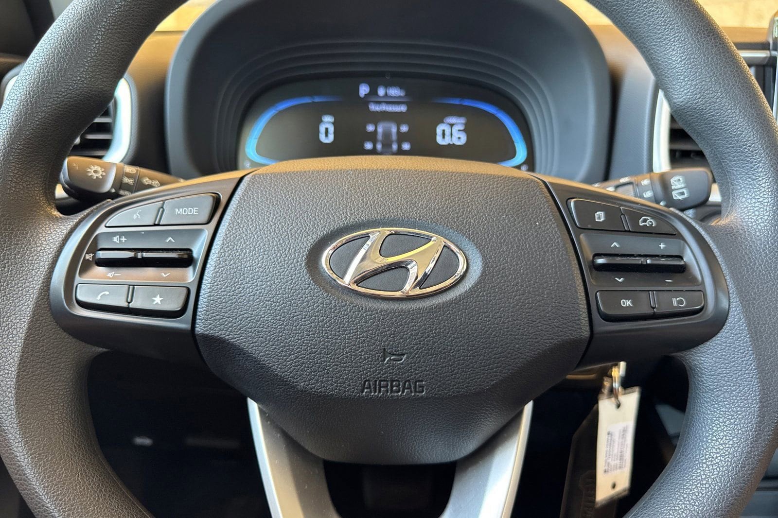 2024 Hyundai Venue SE - Photo 23
