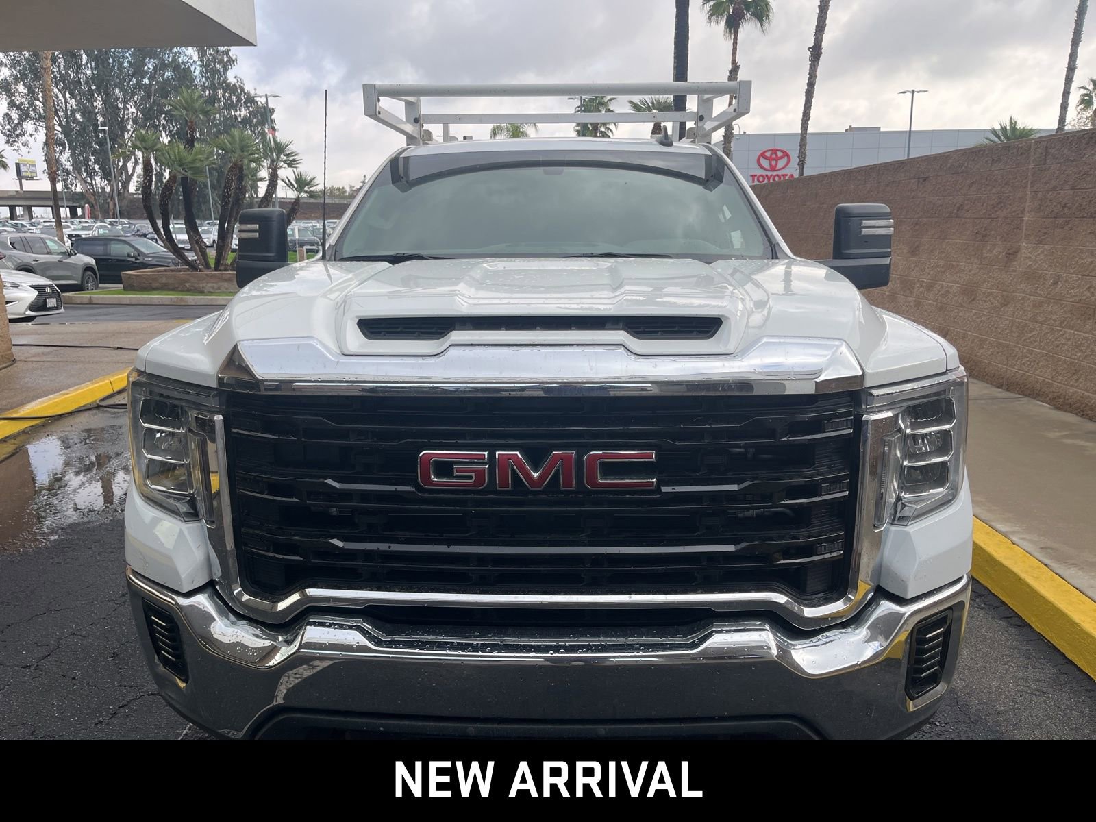 2020 Gmc Sierra Base photo 2