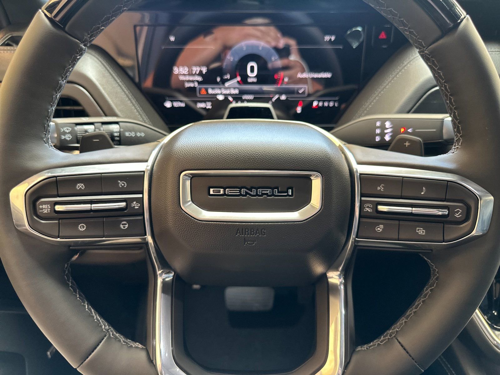 2026 GMC Yukon XL Denali - Photo 23