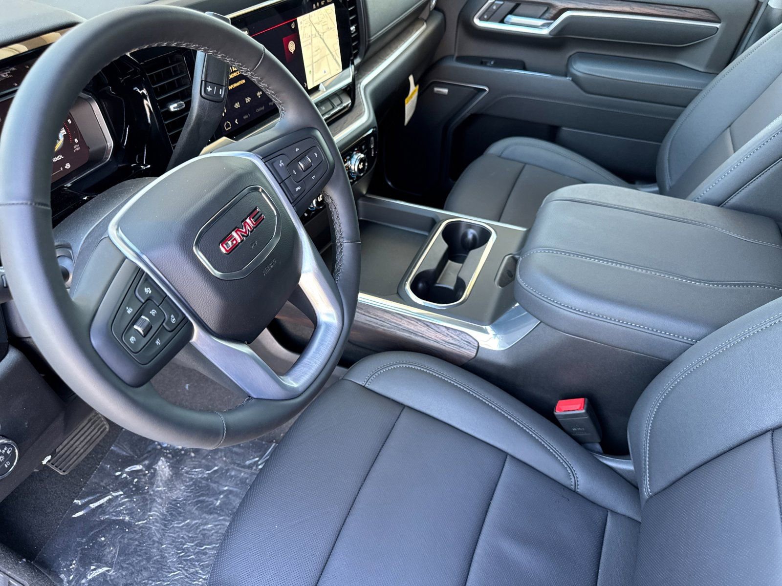 2026 GMC Sierra 2500HD SLT - Photo 8