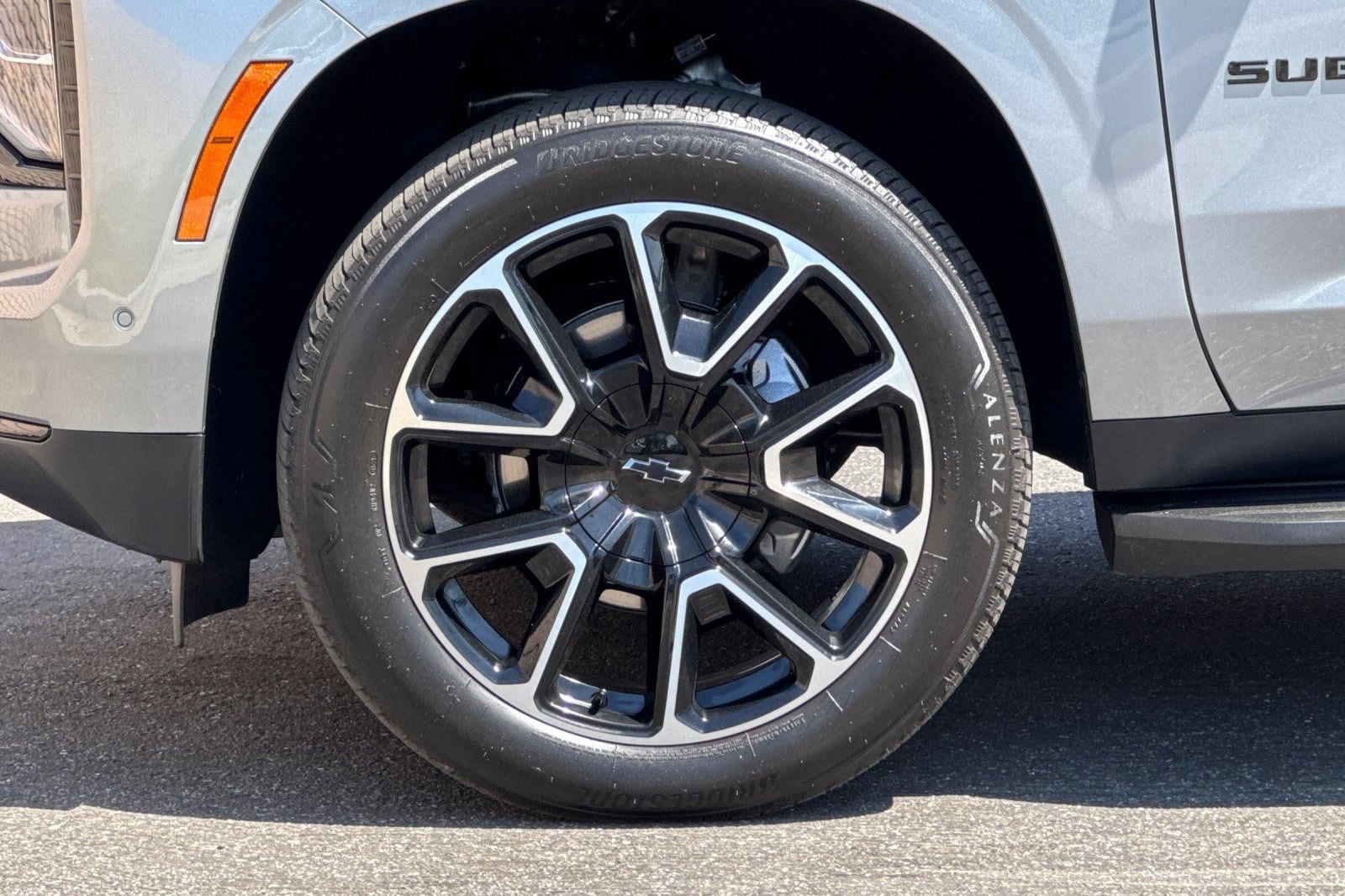 2026 Chevrolet Suburban RST - Photo 28