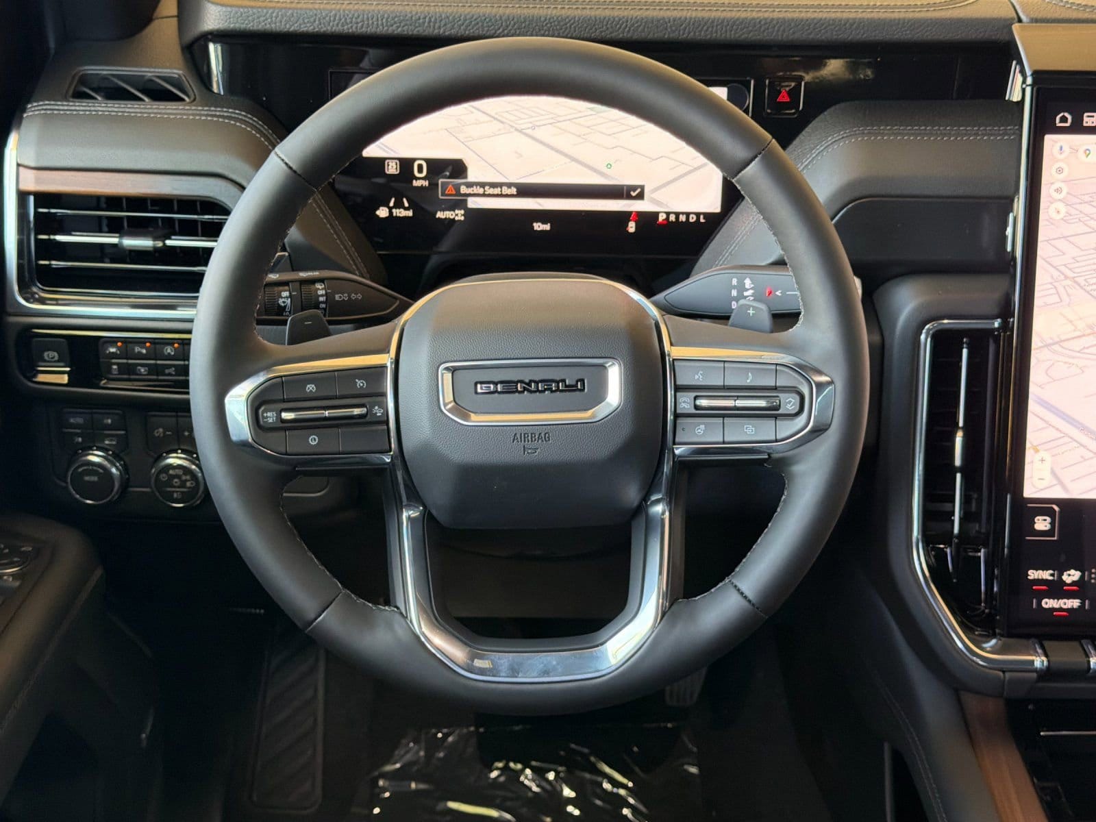 2026 GMC Yukon Denali - Photo 13