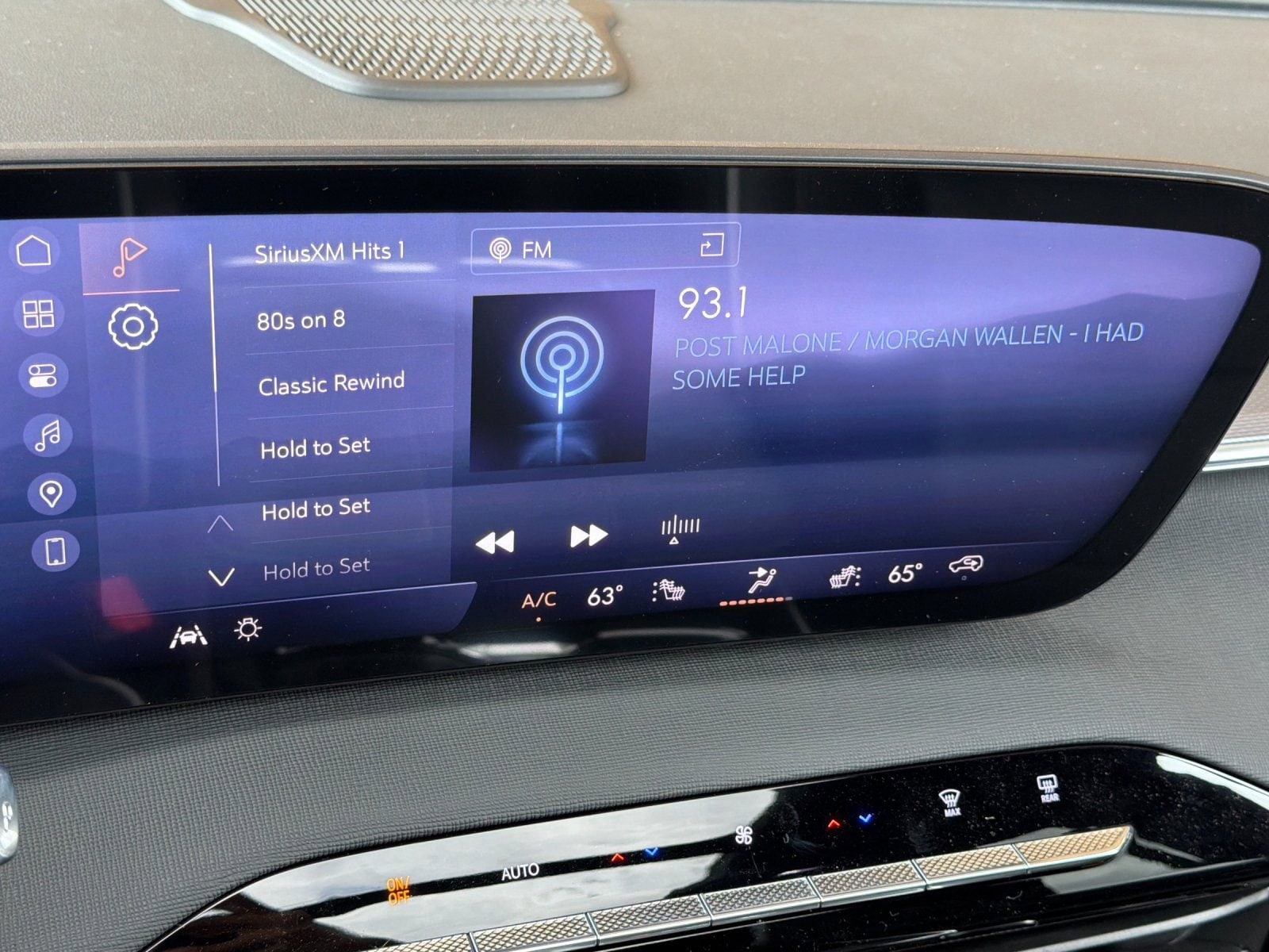 2026 Buick Enclave Sport Touring - Photo 18