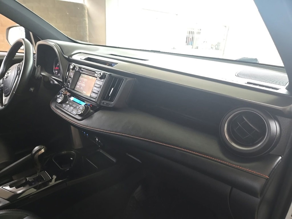 Used 2018 Toyota RAV4 SE SUV