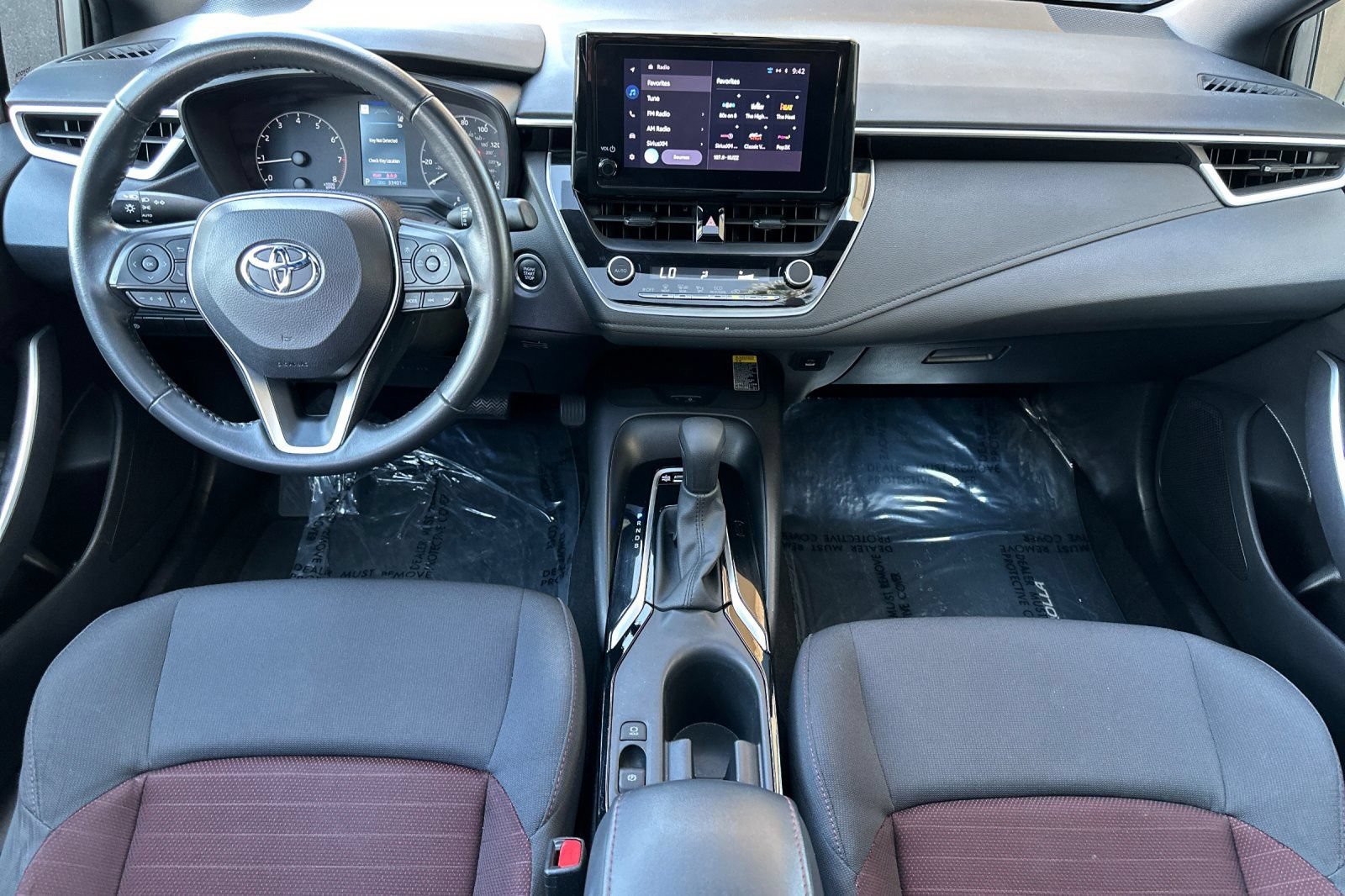 2024 Toyota Corolla SE - Photo 13
