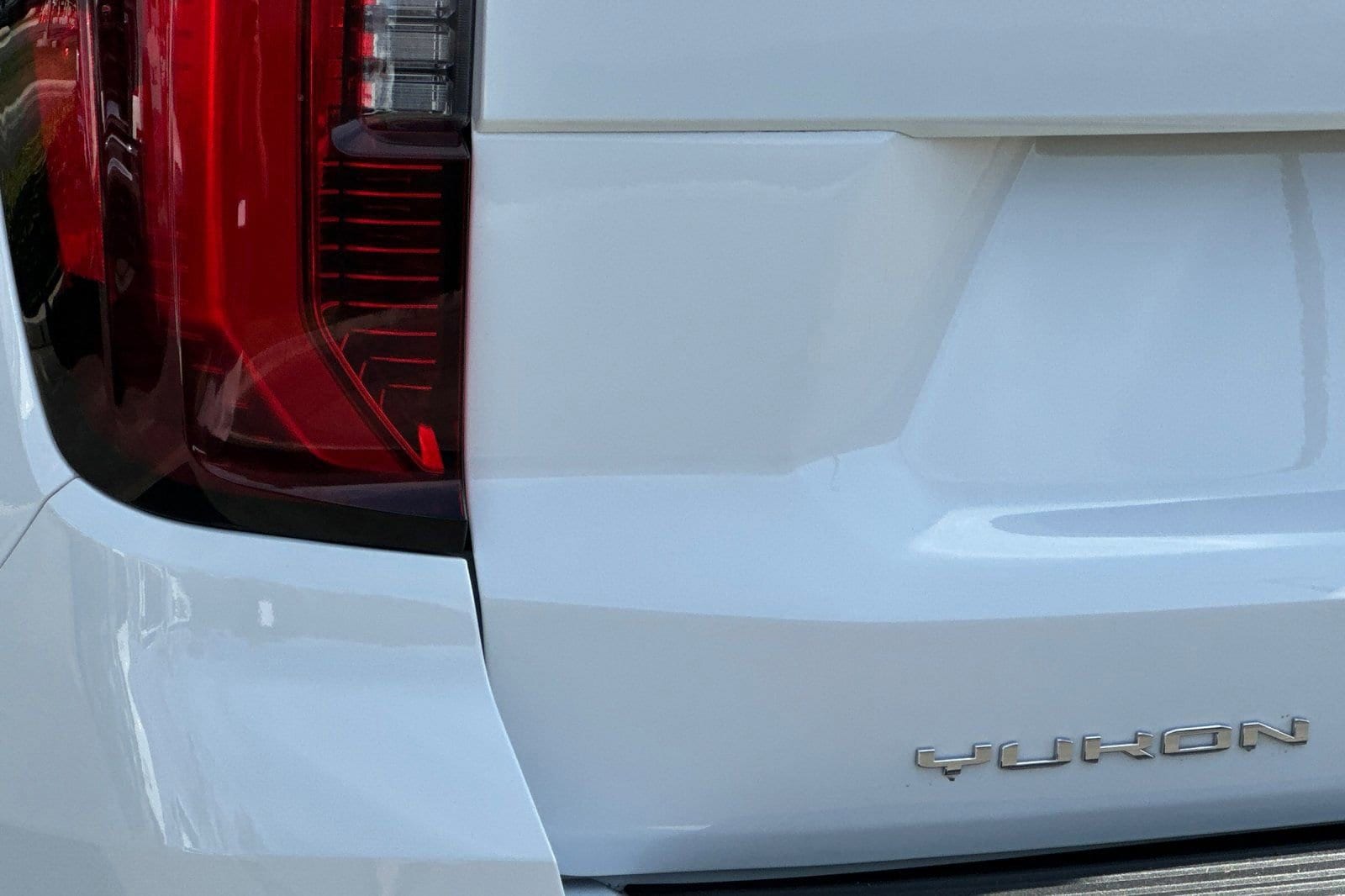 2026 GMC Yukon Denali - Photo 30